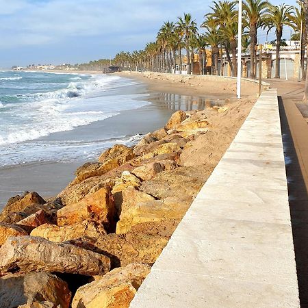Suitur Beachfront Apartment Roc De Sant Gaieta Roda de Bará المظهر الخارجي الصورة
