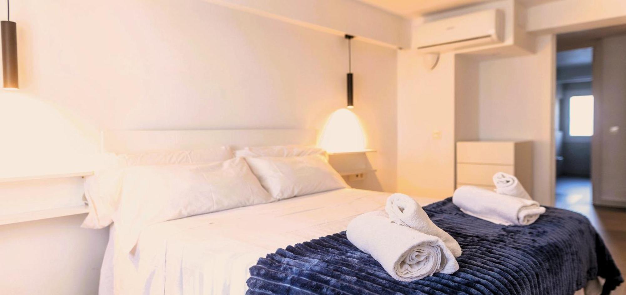 Suitur Beachfront Apartment Roc De Sant Gaieta Roda de Bará المظهر الخارجي الصورة