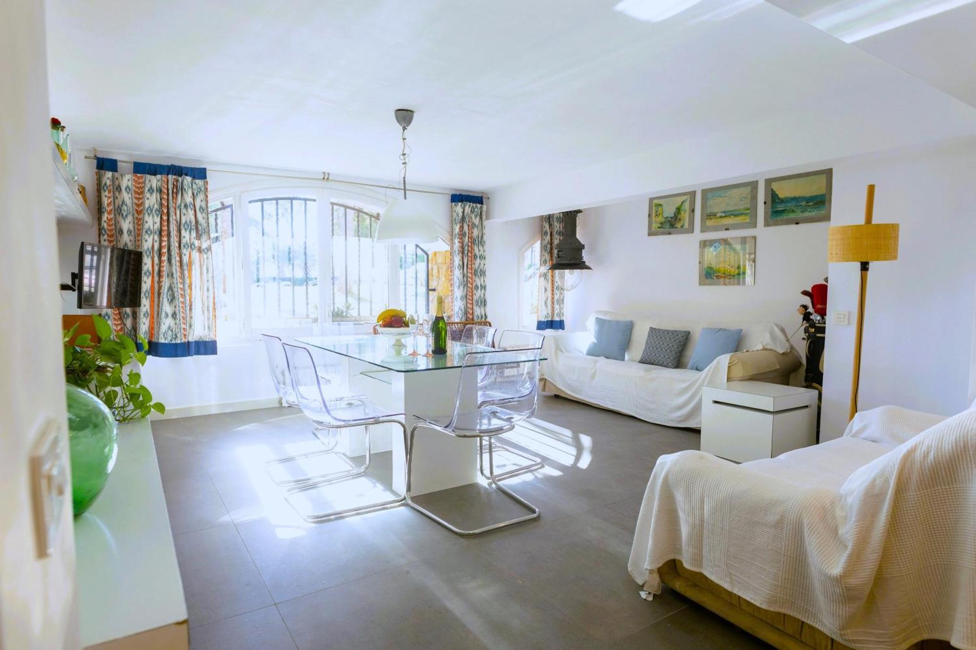 Suitur Beachfront Apartment Roc De Sant Gaieta Roda de Bará المظهر الخارجي الصورة